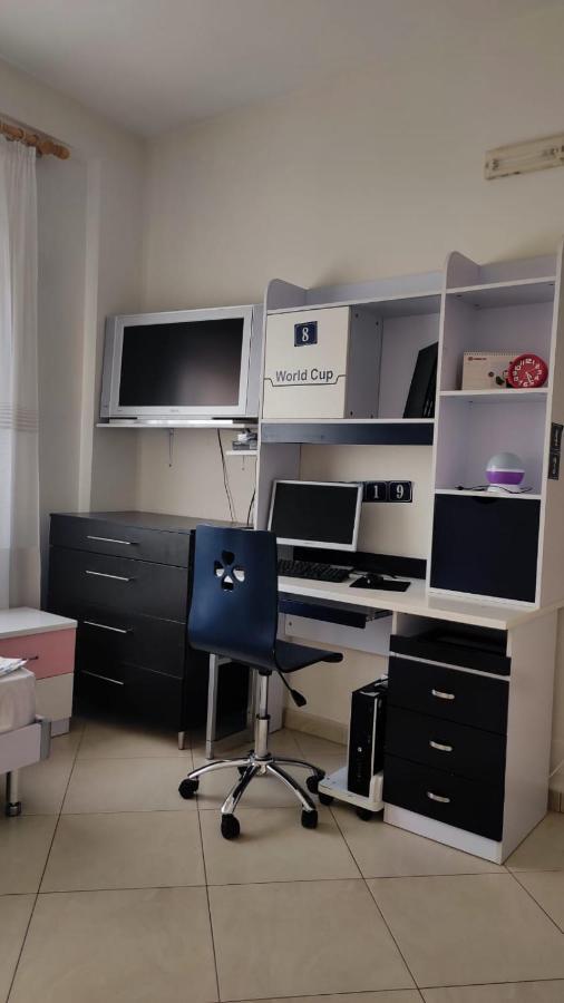 Lolu Apartment Plus Privat Parking Vlorë 外观 照片